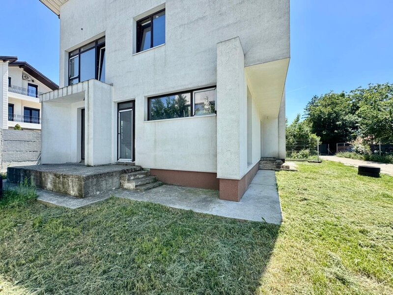 Pipera, Drumul Potcoavei, vila individuala P+M, imobil 2020.